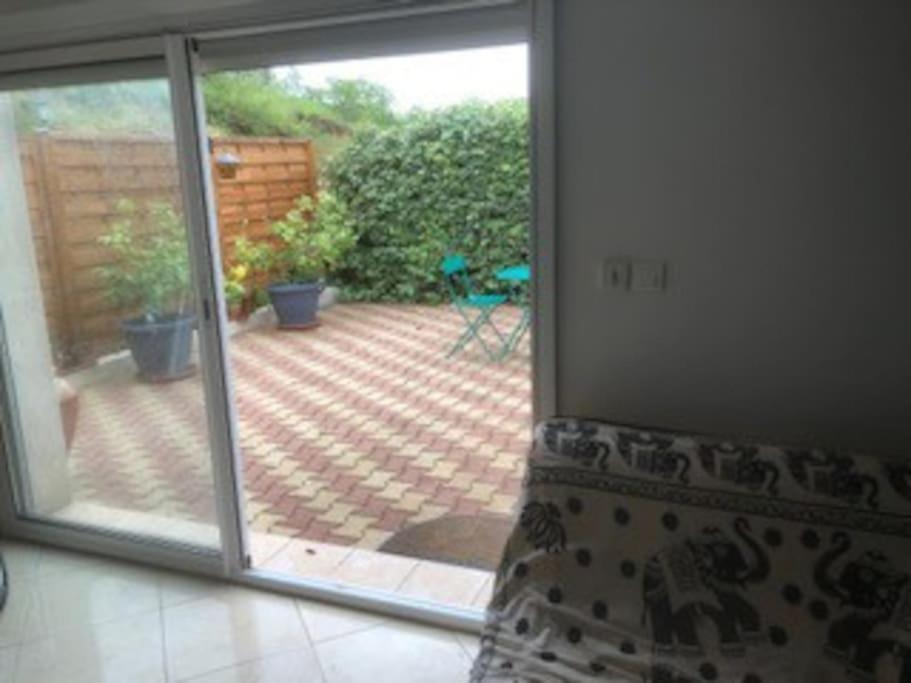 Maison Dans Une Propriete Avec Une Cour Corneilhan Exteriör bild